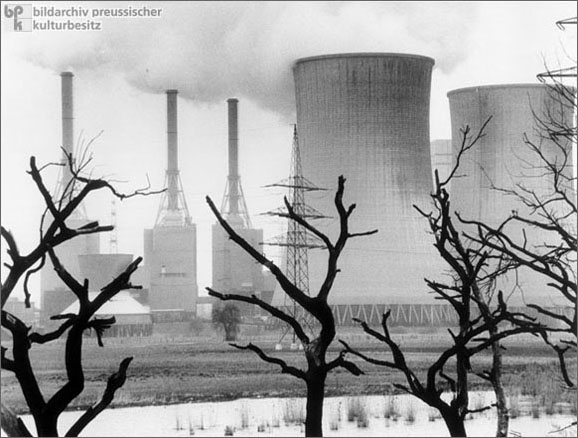 Umweltzerstörung und Luftverschmutzung im Ruhrgebiet (1985)